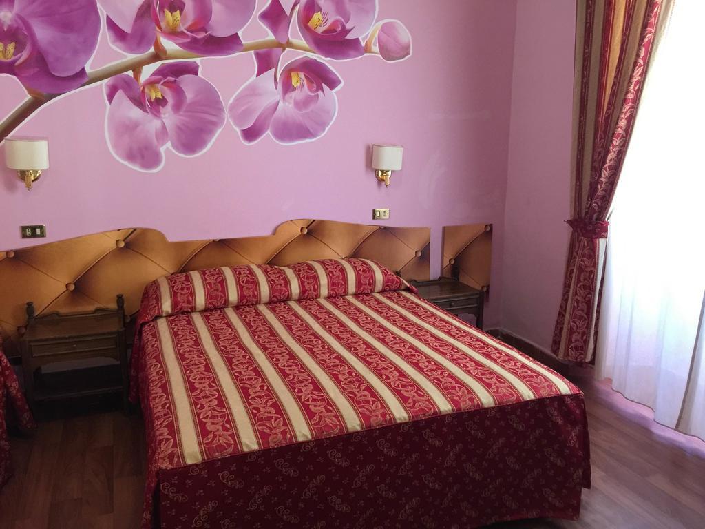 Hotel Gabriele Рим Екстериор снимка