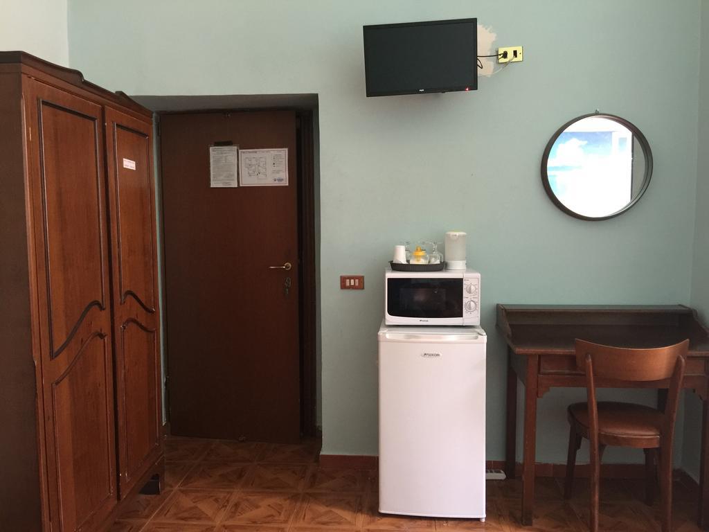 Hotel Gabriele Рим Екстериор снимка