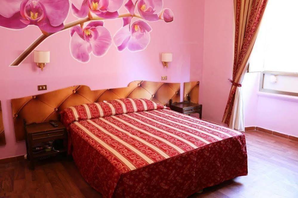 Hotel Gabriele Рим Екстериор снимка